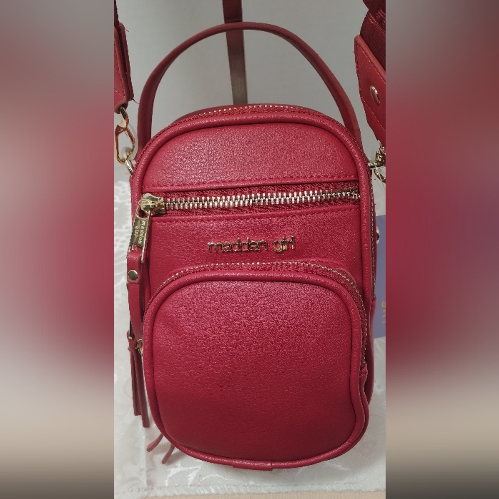 New Steve Madden Crossbody - Picture 2 of 10